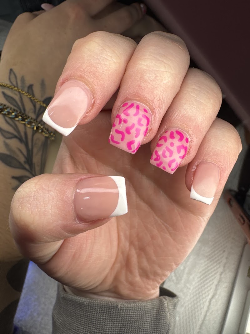 Studio Beauty Salon, beauty salon in The Dalles, OR, photo 6 of 10